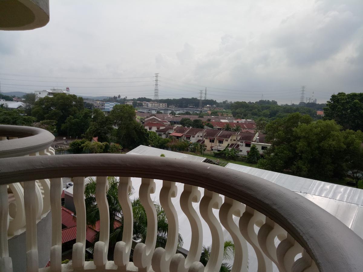 Ruiyas Sea View Condominium Portdickson Port Dickson Eksteriør billede